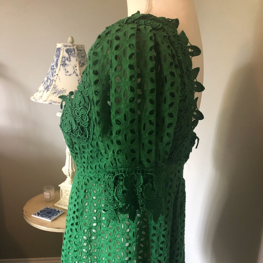 MODA International brand Kelly green, eyelet babydoll top - Picture 9 of 12